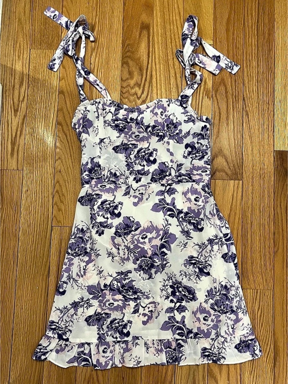 Few Moda Kourt Floral Mini Dress in Purple & White